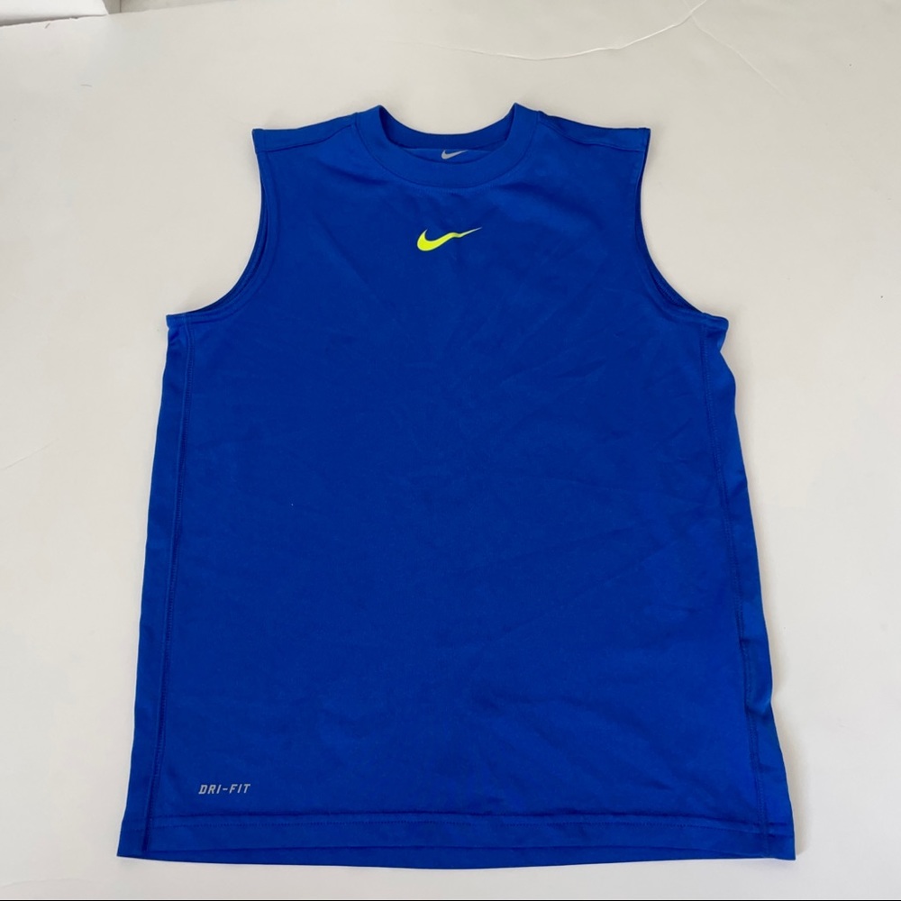 Nike tank
